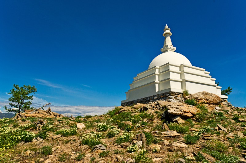 宗教の中心地バイカル湖ツアー－「ブッダを求めて」
